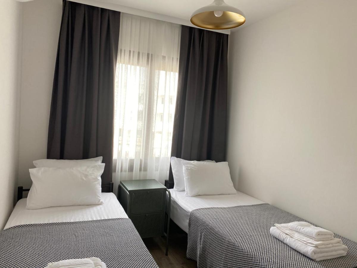 Apartment Suites *